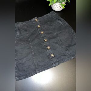 Cotton On Black Front buttoned Mini Skirt Size 8 EUC